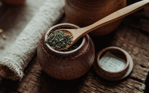 tea, tea leaf, tea jar, spoon, wooden spoon, jar, teatime, pottery, ceremony, tableware, ceramic, closeup, sencha, shincha, japan, japanese tea, kabusecha, tea, tea, tea, tea, tea